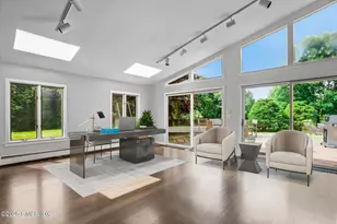 6 Reynwood Manor, Greenwich, CT 06831 - Photo 24