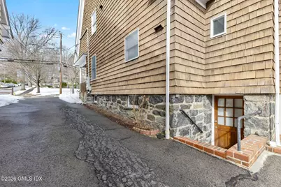 26 Lexington Avenue #3, Greenwich, CT 06830 - Photo 2