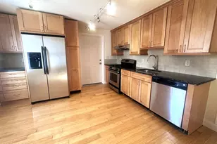 11 Le Grande Ave, Greenwich, CT 06830 - Photo 2