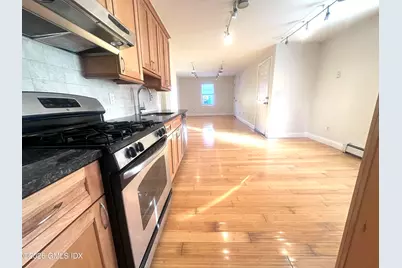 11 Le Grande Avenue #3, Greenwich, CT 06830 - Photo 4