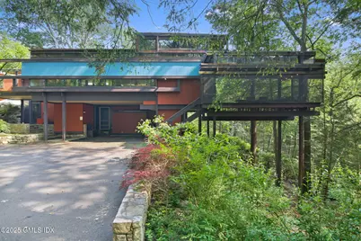 21 Hycliff Road, Greenwich, CT 06831 - Photo 1