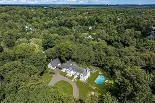 364 Cedar Hl, Greenwich, CT 06830 - Photo 2