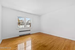 115 N Stonehedge Dr, Greenwich, CT 06831 - Photo 18
