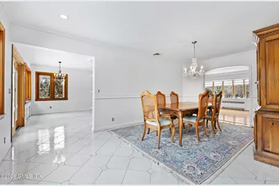 115 N Stonehedge Drive, Greenwich, CT 06831 - Photo 4