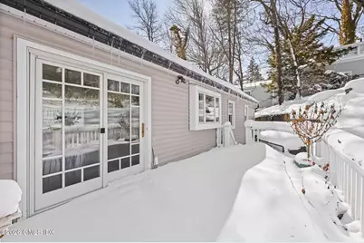 52 Valleywood Road, Greenwich, CT 06807 - Photo 18