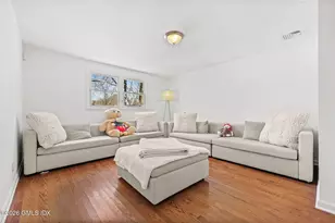 52 Valleywood Rd, Greenwich, CT 06807 - Photo 16