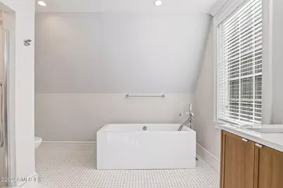 849 Lake Avenue, Greenwich, CT 06831 - Photo 32