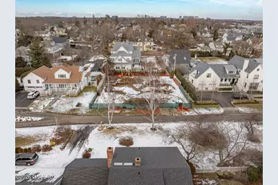 30 Meadowbank Road, Old Greenwich, CT 06870 - Photo 20