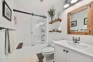 11 River Rd, Greenwich, CT 06807 - Photo 16