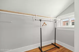 32 Sherwood Pl, Greenwich, CT 06830 - Photo 14