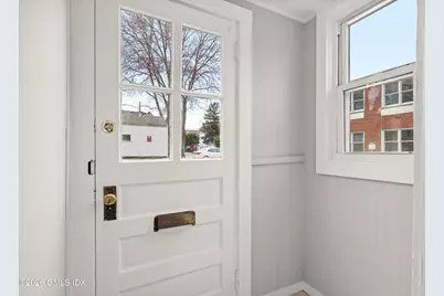 32 Sherwood Place, Greenwich, CT 06830 - Photo 10