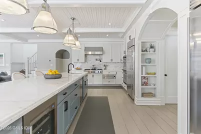 212 Bedford Road, Greenwich, CT 06831 - Photo 12