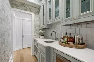 247 Riverside Ave, Greenwich, CT 06878 - Photo 6