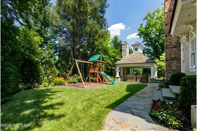 247 Riverside Avenue, Greenwich, CT 06878 - Photo 38