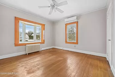 23 Thornhill Road, Greenwich, CT 06878 - Photo 4