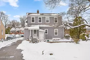 23 Thornhill Rd, Greenwich, CT 06878 - Photo 18