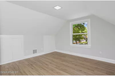10 Florence Road, Greenwich, CT 06878 - Photo 10