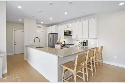 56 Old Field Point Road #5, Greenwich, CT 06830 - Photo 2