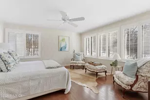 308 W Lyon Farm Dr, Greenwich, CT 06831 - Photo 10