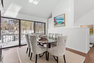 308 W Lyon Farm Drive #308, Greenwich, CT 06831 - Photo 4