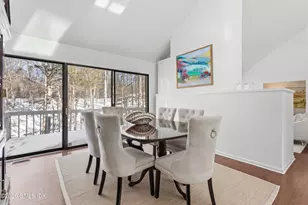 308 W Lyon Farm Dr, Greenwich, CT 06831 - Photo 4