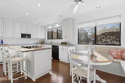 308 W Lyon Farm Drive #308, Greenwich, CT 06831 - Photo 8