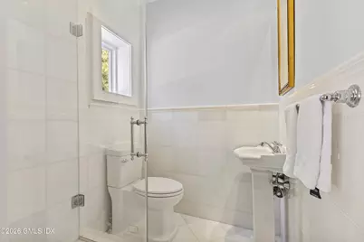 7 Dearfield Lane, Greenwich, CT 06831 - Photo 12