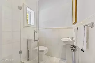 7 Dearfield Ln, Greenwich, CT 06831 - Photo 12