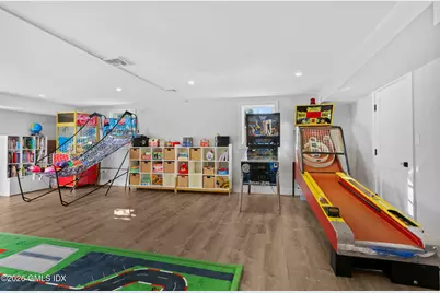 10 Lockwood Road, Greenwich, CT 06878 - Photo 32