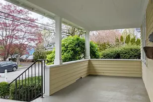 8 Rockland Pl, Old Greenwich, CT 06870 - Photo 2