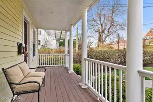 36 Locust St, Greenwich, CT 06830 - Photo 2