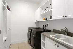 30 Park Ave, Old Greenwich, CT 06870 - Photo 24