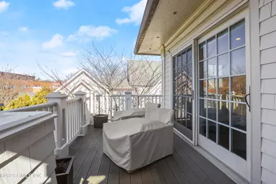 250 Milbank Avenue #B, Greenwich, CT 06830 - Photo 14