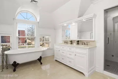 250 Milbank Avenue #B, Greenwich, CT 06830 - Photo 20