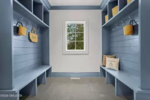 2 Potter Dr, Old Greenwich, CT 06870 - Photo 14