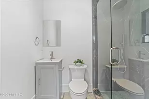 2 Potter Dr, Old Greenwich, CT 06870 - Photo 8