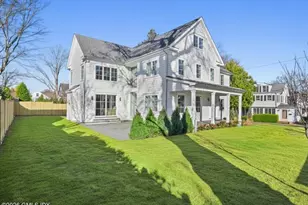 2 Potter Dr, Old Greenwich, CT 06870 - Photo 36