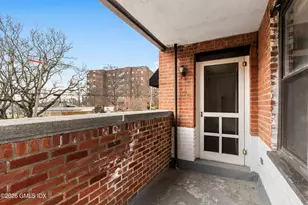 25 W Elm St, Greenwich, CT 06830 - Photo 16