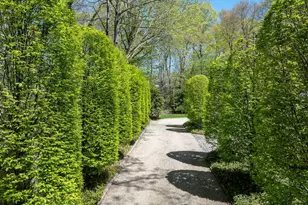 47 Husted Ln, Greenwich, CT 06830 - Photo 4