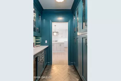 47 Husted Lane, Greenwich, CT 06830 - Photo 10
