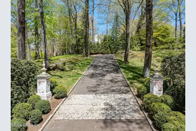47 Husted Lane, Greenwich, CT 06830 - Photo 2