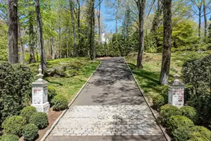 47 Husted Ln, Greenwich, CT 06830 - Photo 2