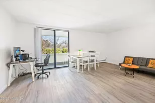 1535 E Putnam Ave, Old Greenwich, CT 06870 - Photo 8