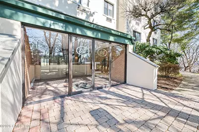 1535 E Putnam Avenue #304, Old Greenwich, CT 06870 - Photo 2