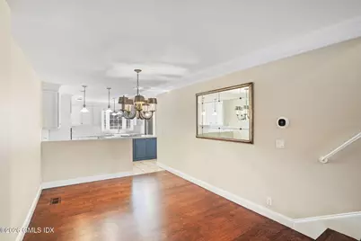 24 Decatur Street #2, Greenwich, CT 06807 - Photo 8