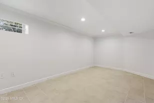 53 Lockwood Ave, Old Greenwich, CT 06870 - Photo 24