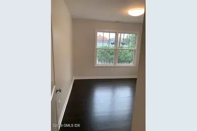 89 W View Street #2nd floor, Greenwich, CT 06830 - Photo 6