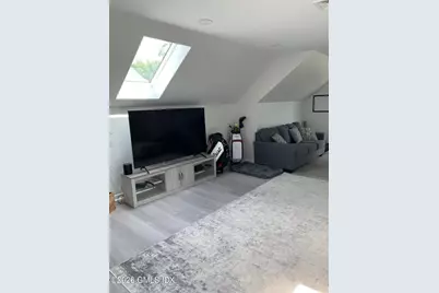 89 W View Street #2nd floor, Greenwich, CT 06830 - Photo 18