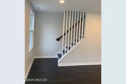 89 W View Street #2nd floor, Greenwich, CT 06830 - Photo 12