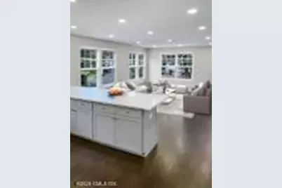 89 W View Street #2nd floor, Greenwich, CT 06830 - Photo 4
